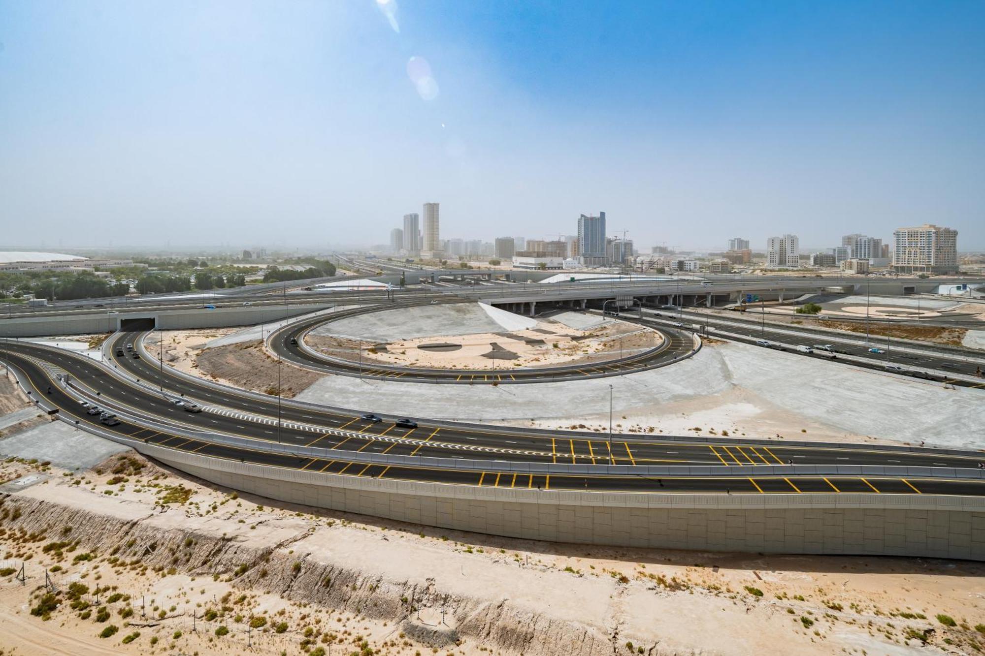 Apartment Trendy In Binghatti Crystals Dubai