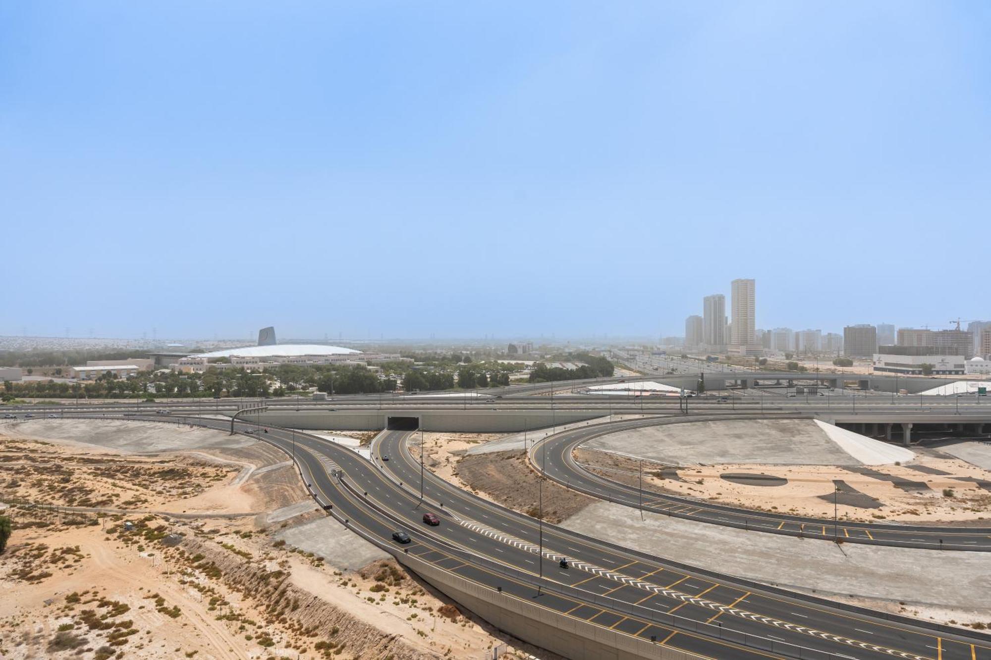 Apartment Trendy In Binghatti Crystals Dubai